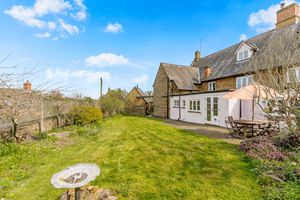 Banbury Road North Newington